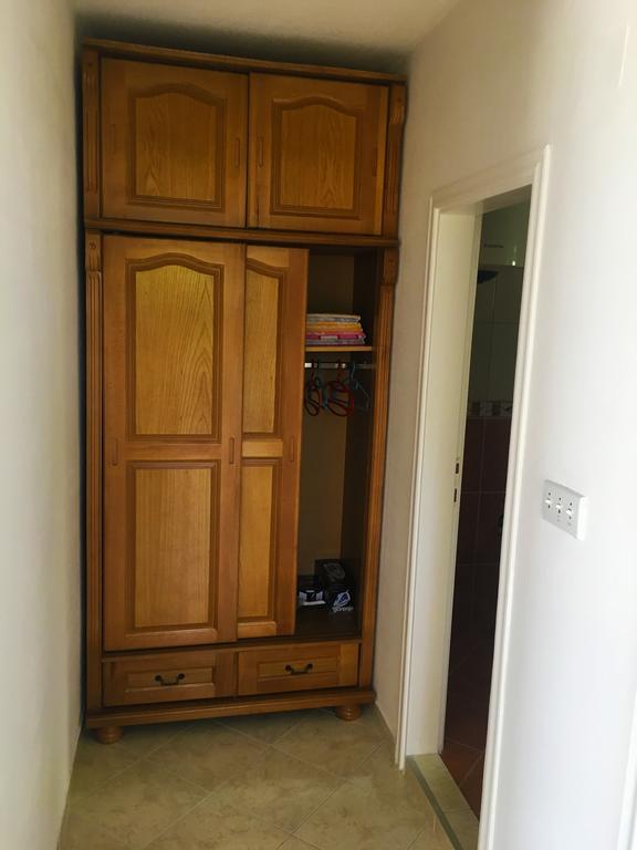 Milmaris Apartments Tivat Extérieur photo